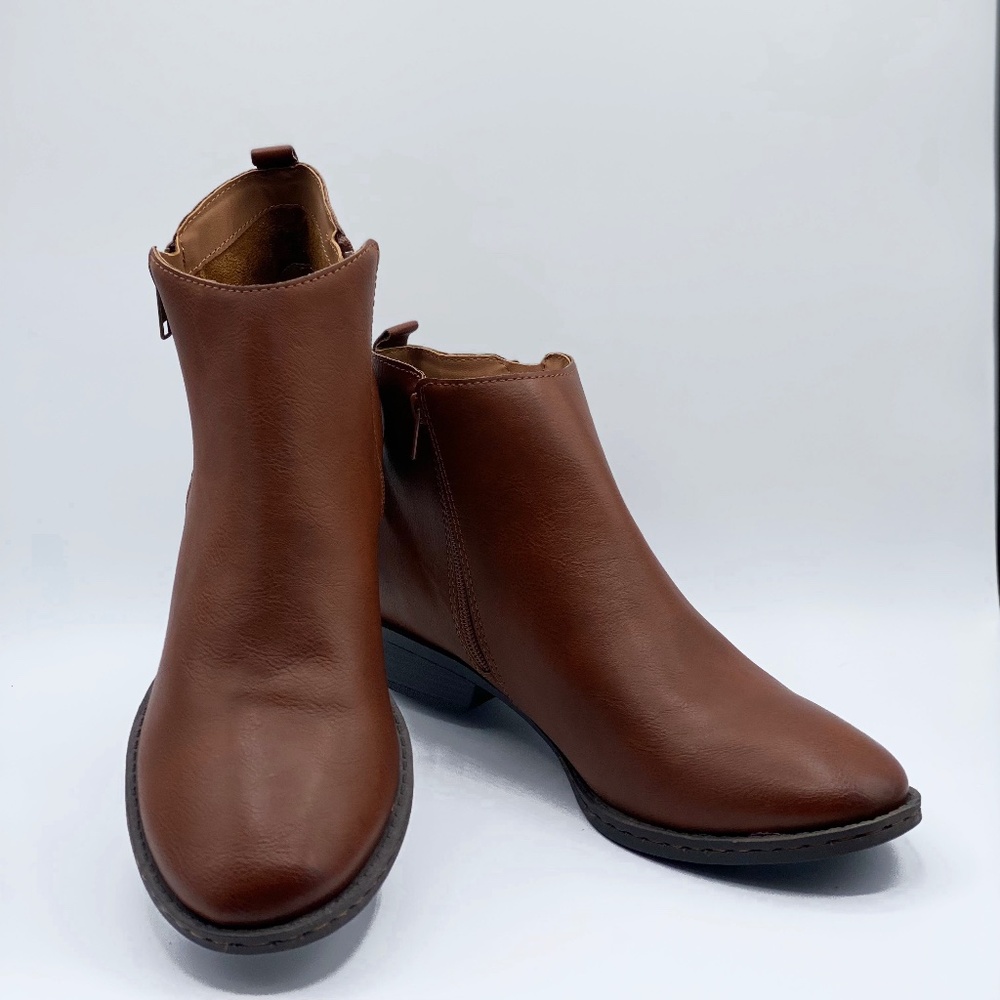 Born B.O.C Woman's Onset Brown Ankle Boots Z59541- Size 10M